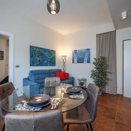 Visconti 46 Central Apartments Бари Екстериор снимка