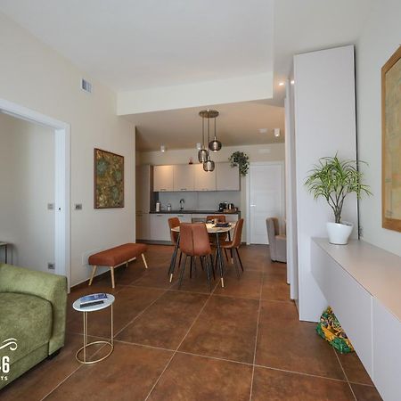 Visconti 46 Central Apartments Бари Екстериор снимка