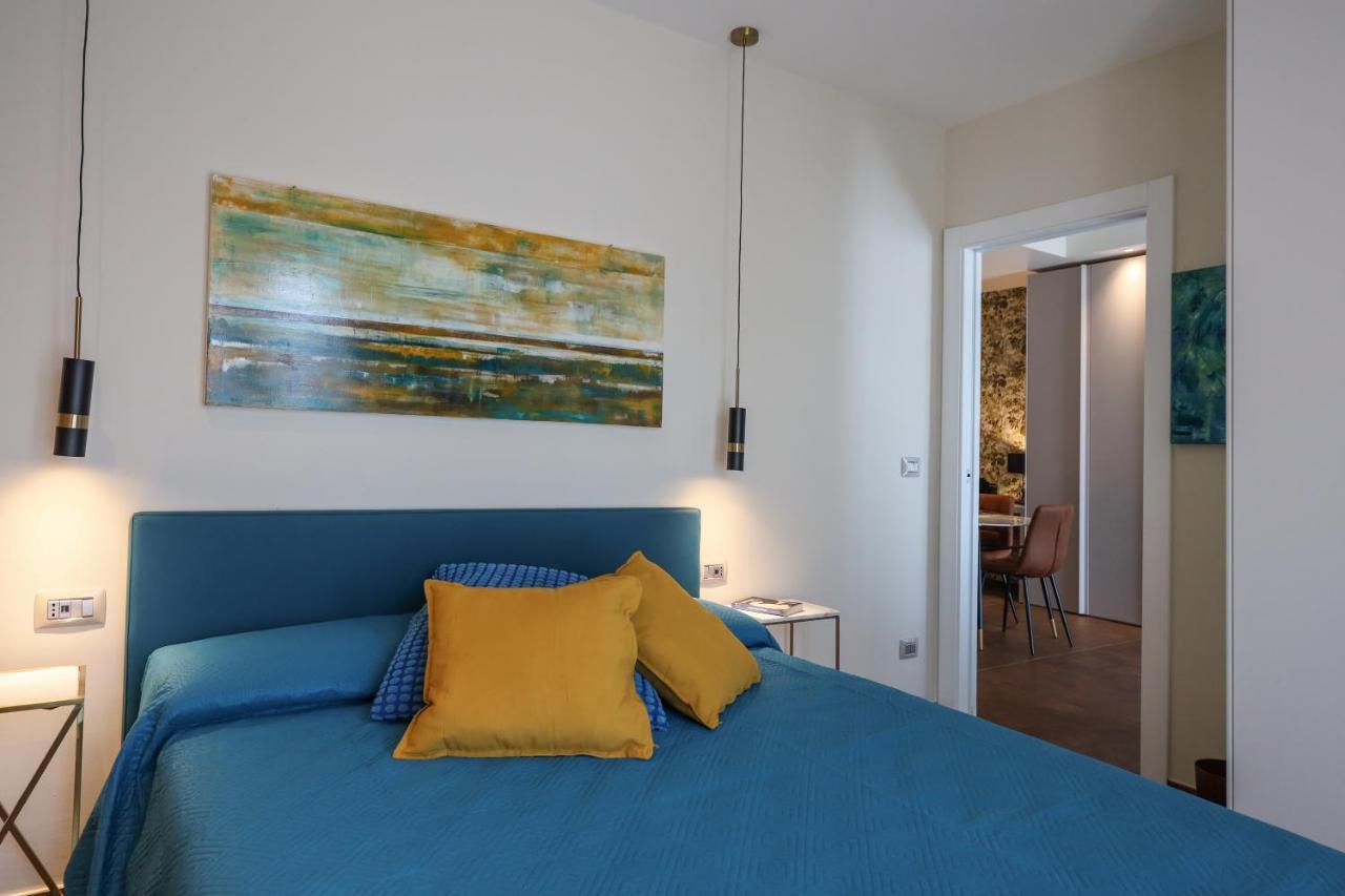 Visconti 46 Central Apartments Бари Екстериор снимка