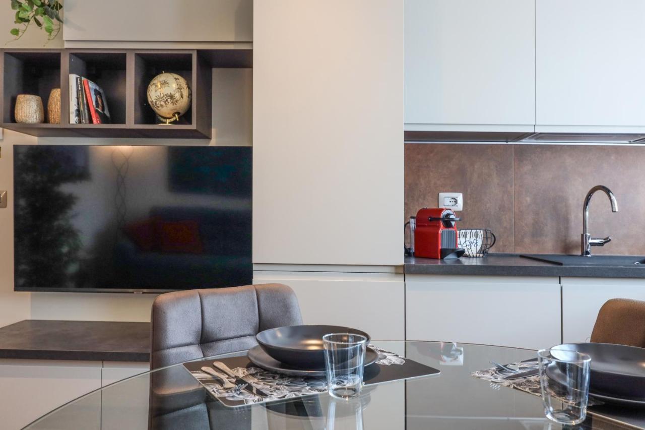 Visconti 46 Central Apartments Бари Екстериор снимка